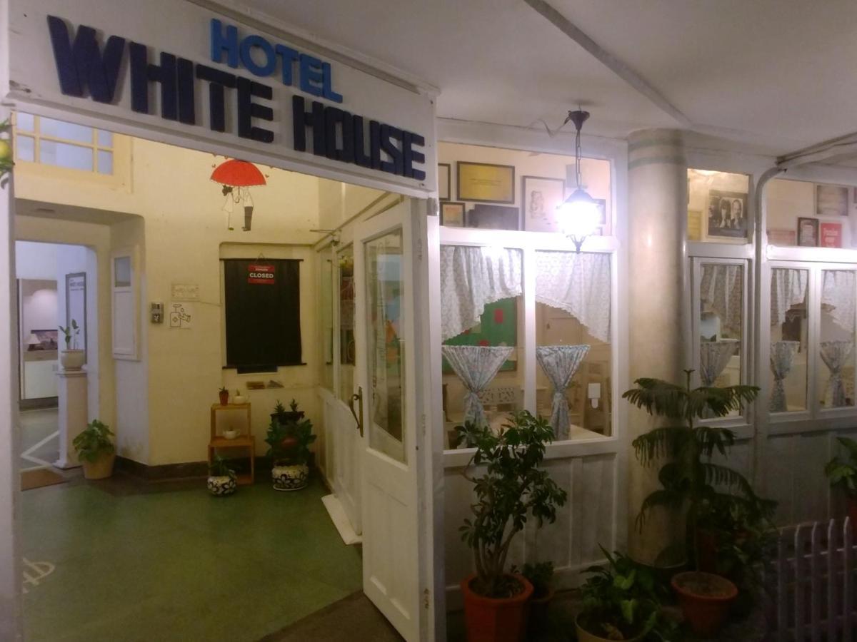 Hotel White House Dehradun Ngoại thất bức ảnh