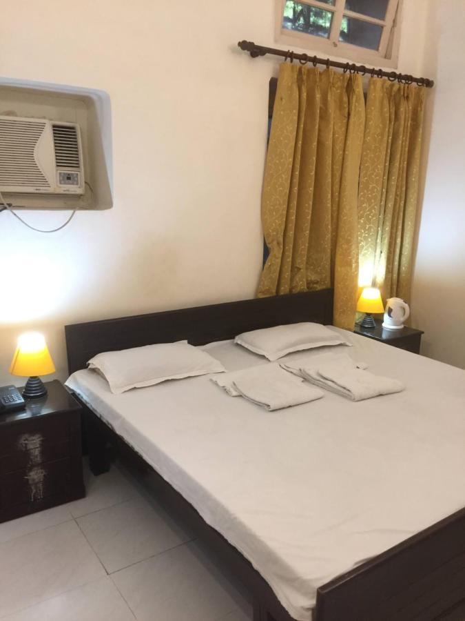 Hotel White House Dehradun Ngoại thất bức ảnh
