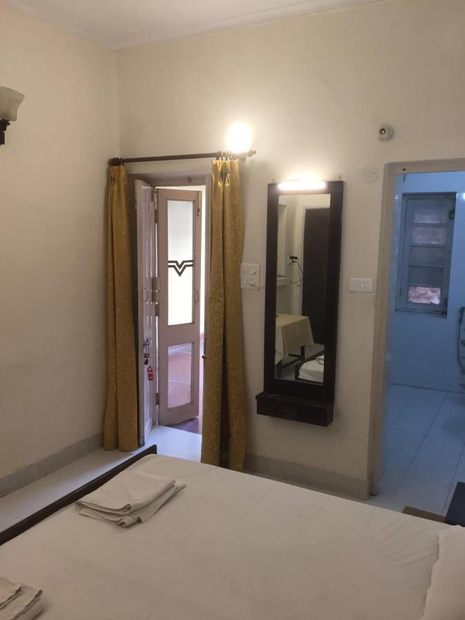 Hotel White House Dehradun Ngoại thất bức ảnh